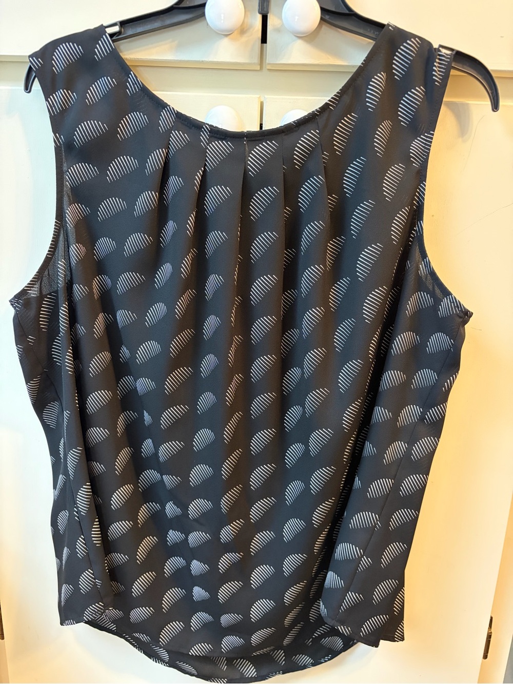 Worthington Women’s Sleeveless Blouse in Black and White
